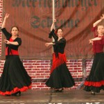 Tanzgruppen beim Tanzauftritt in Birkenwerder