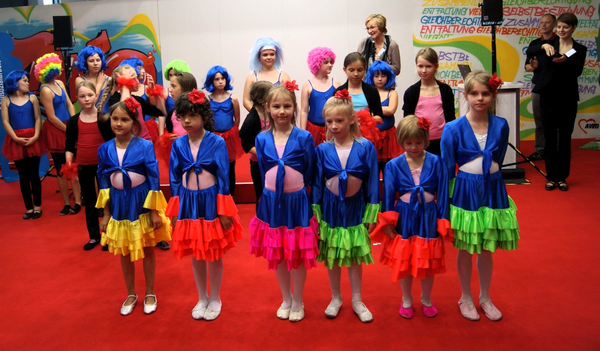 Kindertanz beim 15. Deutschen Kinder- und Jugendhilfetag